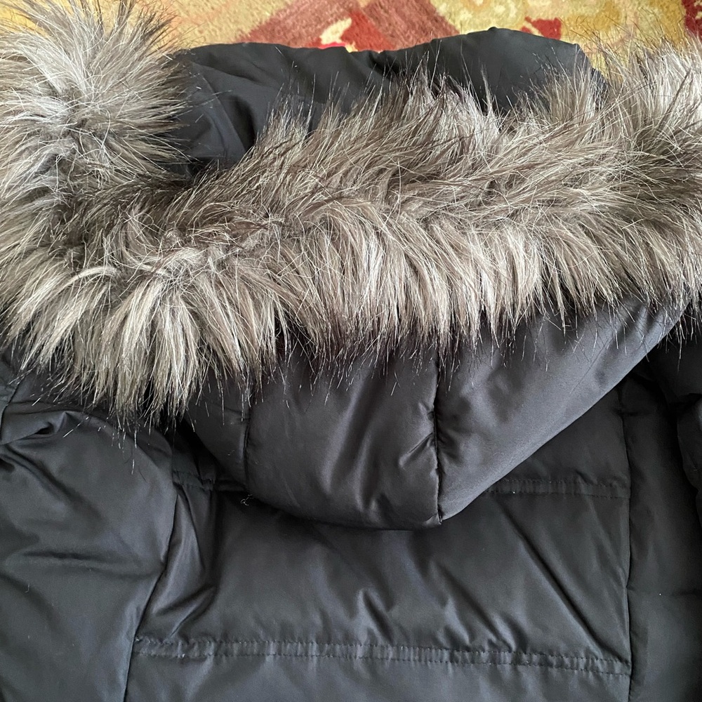 Calvin Klein Black and Gray Puffer Jacket with Fur Trim - Picture 7 of 9